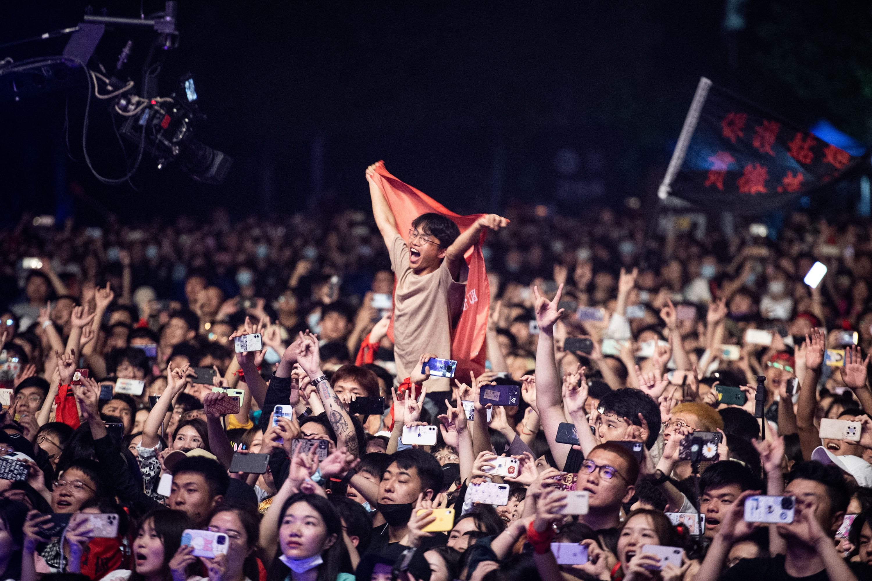 "Strawberry Music Festival" i Wuhan hade tusentals besökare under helgen. 
