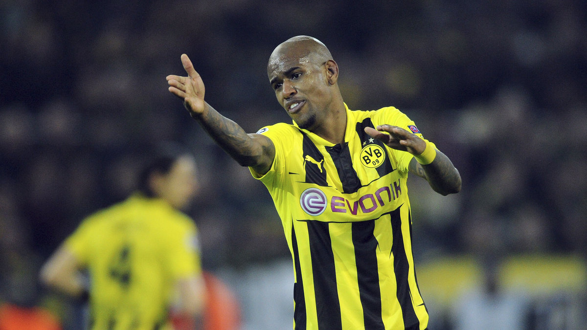 Försvarare: Felipe Santana från Borussia Dortmund till Schalke 04 för åtta miljoner kronor. 