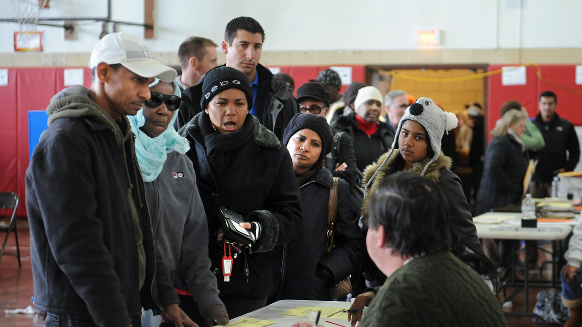 I New York har temporära vallokaler skapats på grund av stormen Sandy.