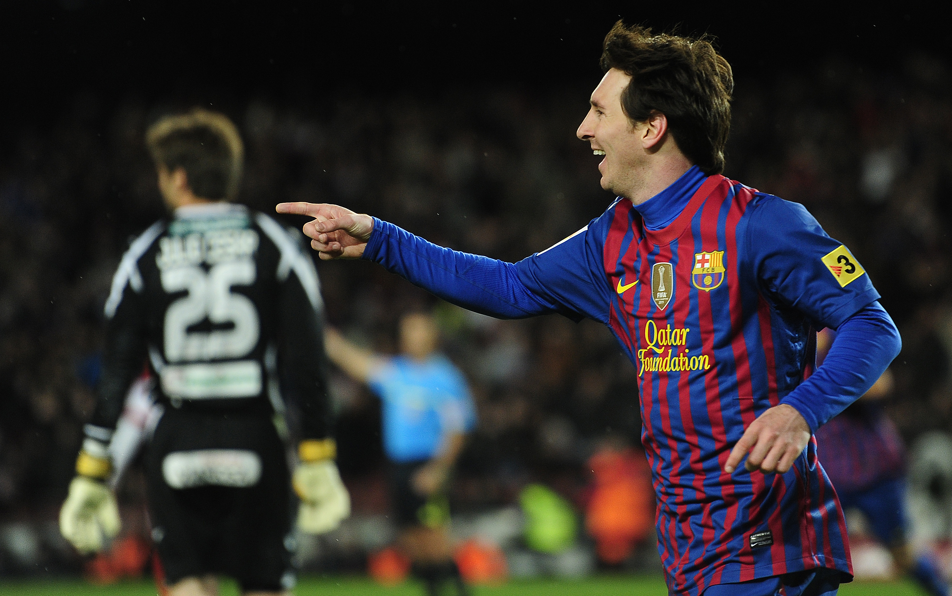 Silva hade behövts mot Barcelona - för Lionel Messi är i en hysterisk form. 