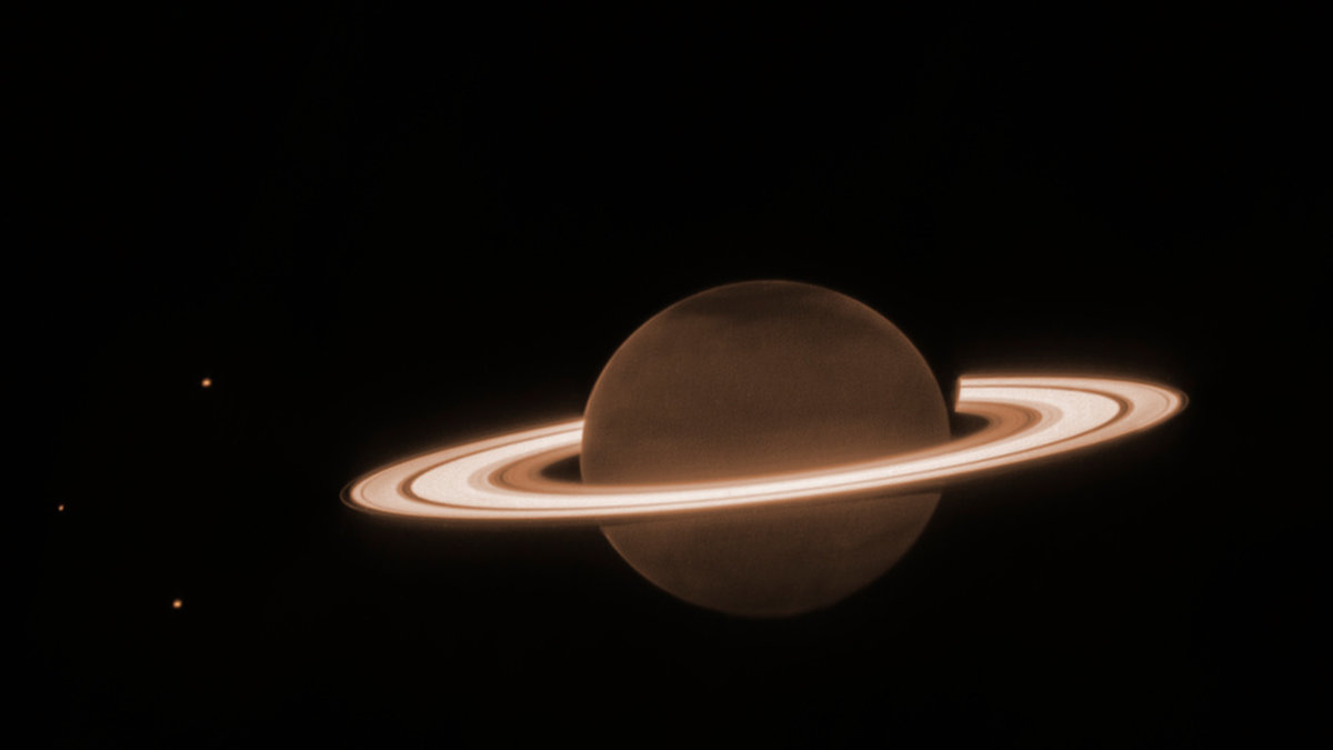 Saturnus fångad på bild i juni 2023 av James Webb-teleskopet.