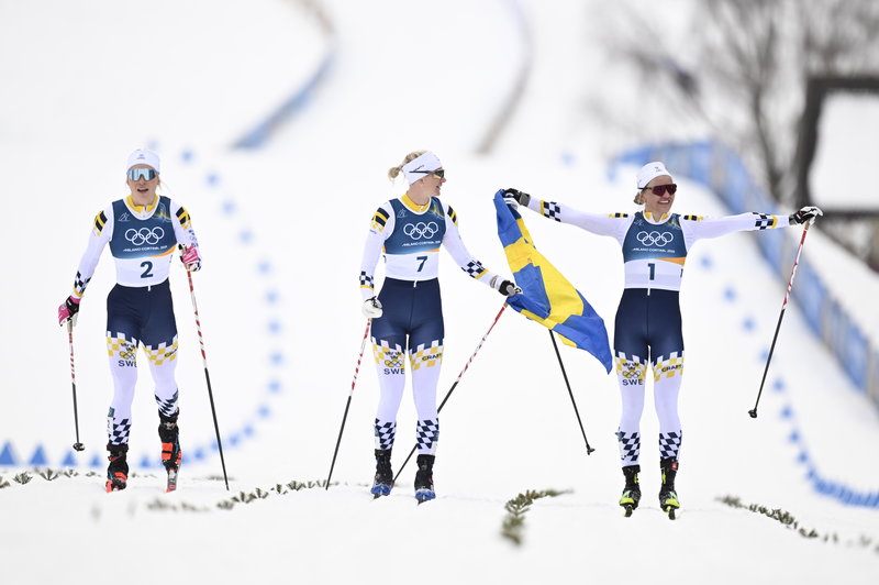 Svensk trippel: Jonna Sundling, silver, Maja Dahlqvist, brons, och Linn Svahn, guld. Foto:Jessica Gow/TT