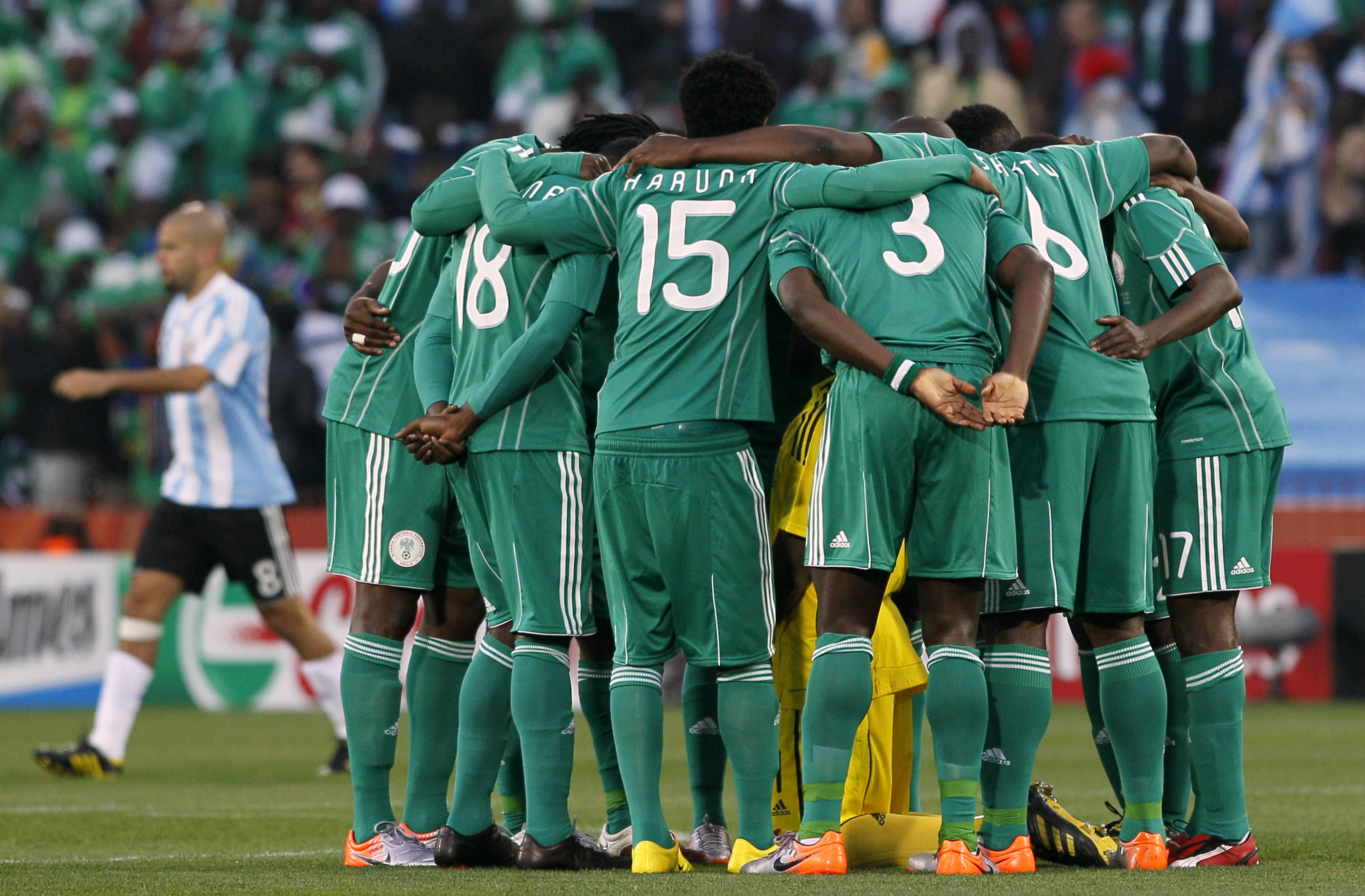 Nigeria får en miljon – för varje seger i turneringen.