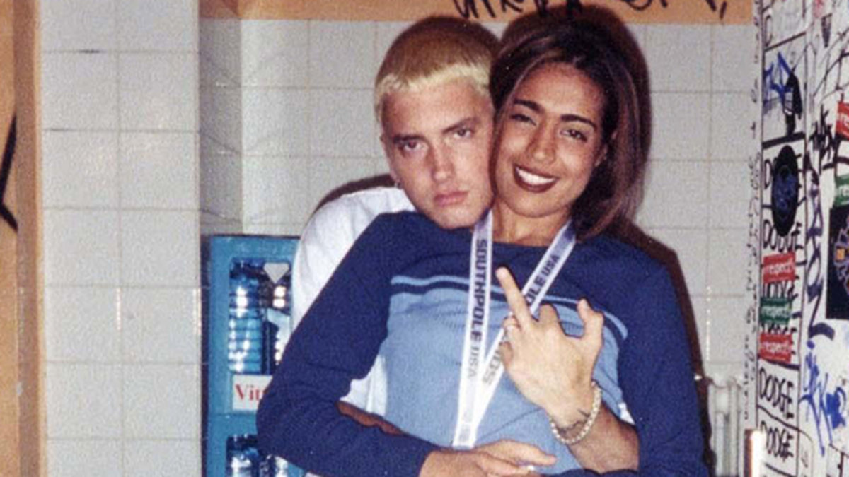 Under den här perioden var inte Eminem direkt lycklig. 