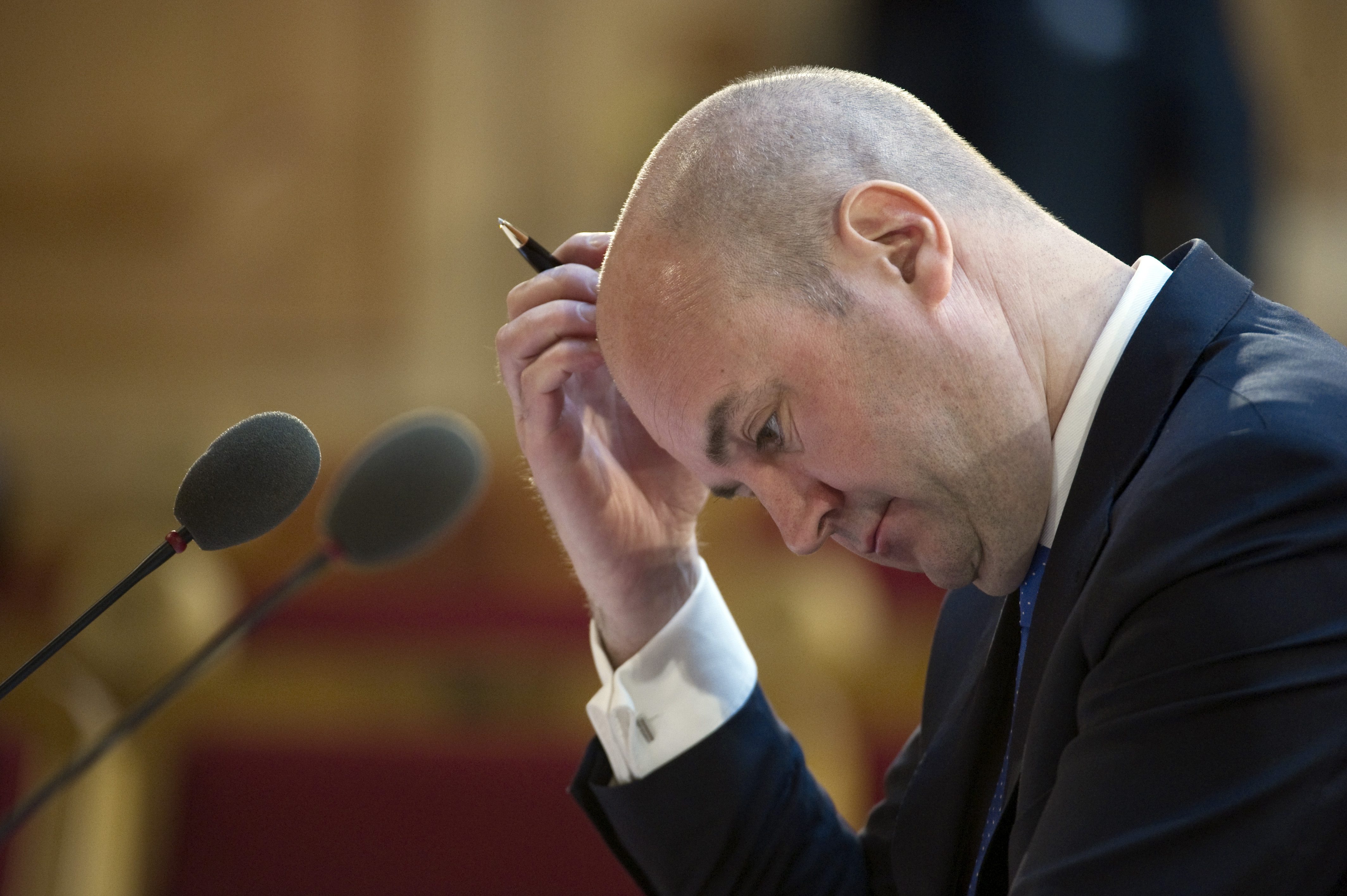 Under tisdagen valde statsminister Fredrik Reinfeldt att kommentera. . .