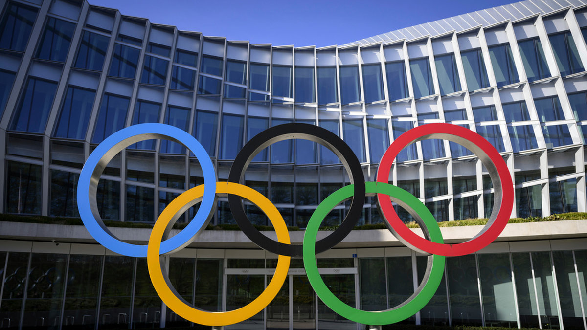 OS-ringarna utanför Internationella olympiska kommitténs högkvarter i Lausanne. Arkivbild.