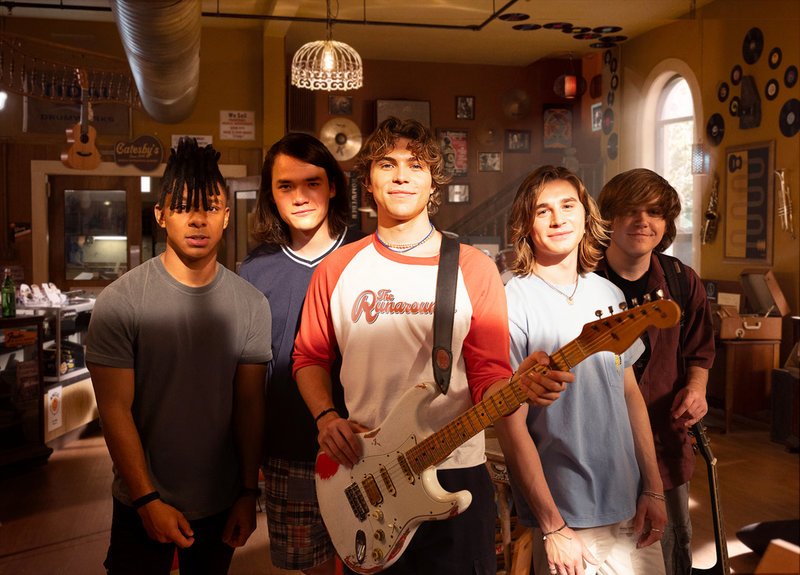 Zendé Murdock, Jeremy Yun, William Lipton, Axel Ellis och Jesse Golliher i "The Runarounds".