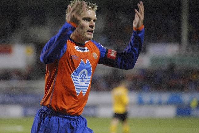 Syrianska, Allsvenskan, Johan Arneng, Fotboll