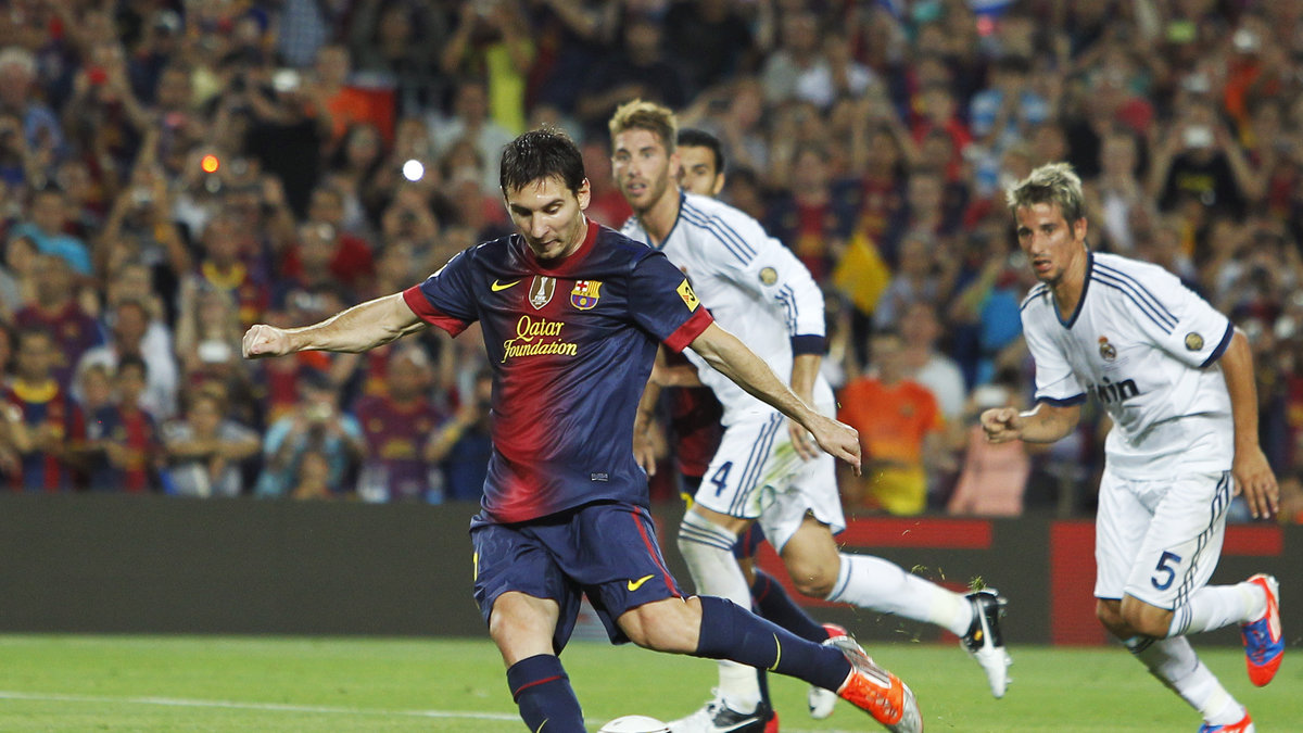 Messi gav Barcelona ledningen när han satte 2-1 på straff.