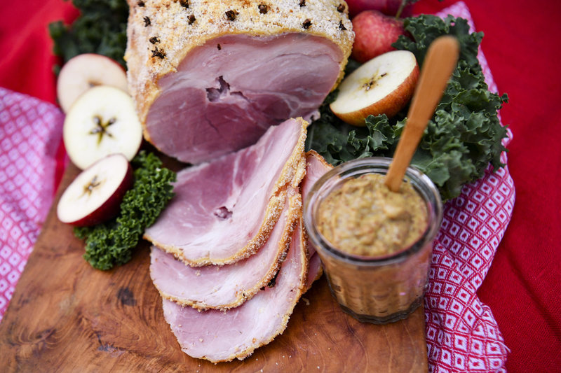 Julmaten blir något dyrare i år jämfört med fjolåret. Arkivbild. Foto: Johan Nilsson/TT