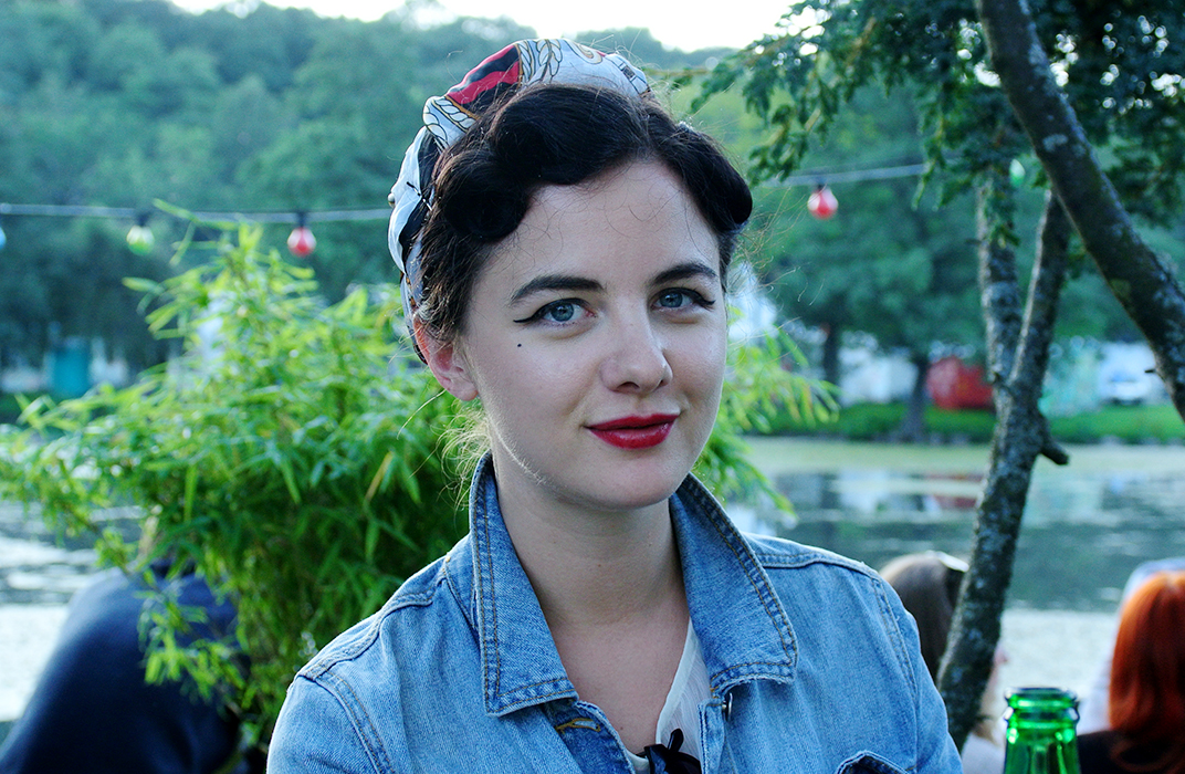 Festival24s egen hårstylist Christine. Festival24s egen hårstylist Christine.