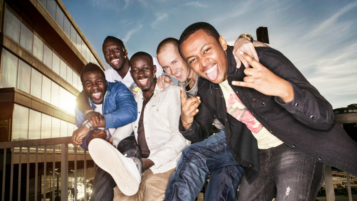 Panetoz består av Nebeyu Baheru, Johan Hirvi, Pa Modou Badjie, Njol Badjie och Daniel Nzinga. Gruppen bildades i Jordbro 1997 och killarna blev stora förebilder i området.