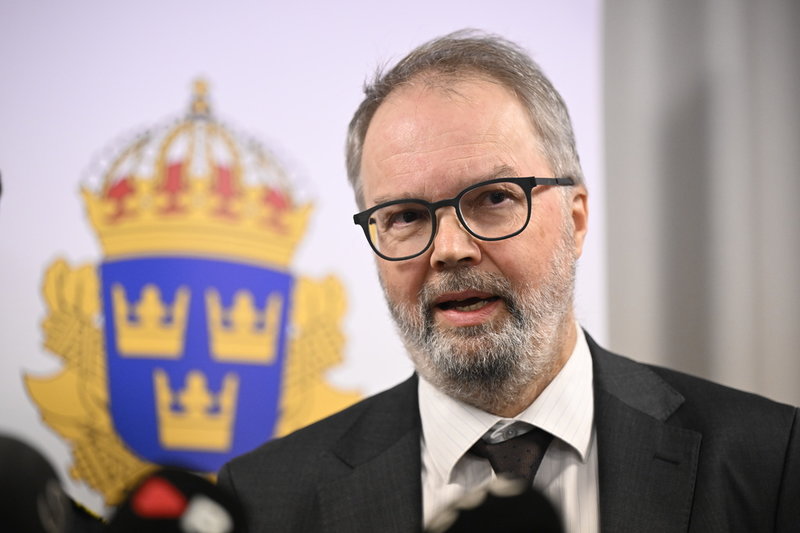 Åklagare Ove Jäverfelt vid en pressträff i samband med åtalet. Arkivbild.