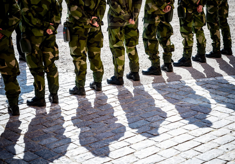 Regeringens utredare föreslår att dagersättningen för värnpliktiga närapå dubblas från 146 till 288 kronor. Arkivbild.