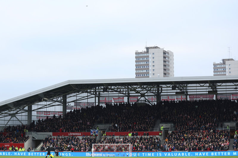 EM-arenan Brentford Community Stadium tar in 17 000 åskådare. Arkivbild.