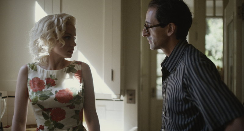 Äktenskapet mellan Marilyn Monroe (Ana de Armas) och dramatikern Arthur Miller (Adrien Brody) skildras i ”Blonde”, efter Joyce Carol Oates roman. Pressbild.
