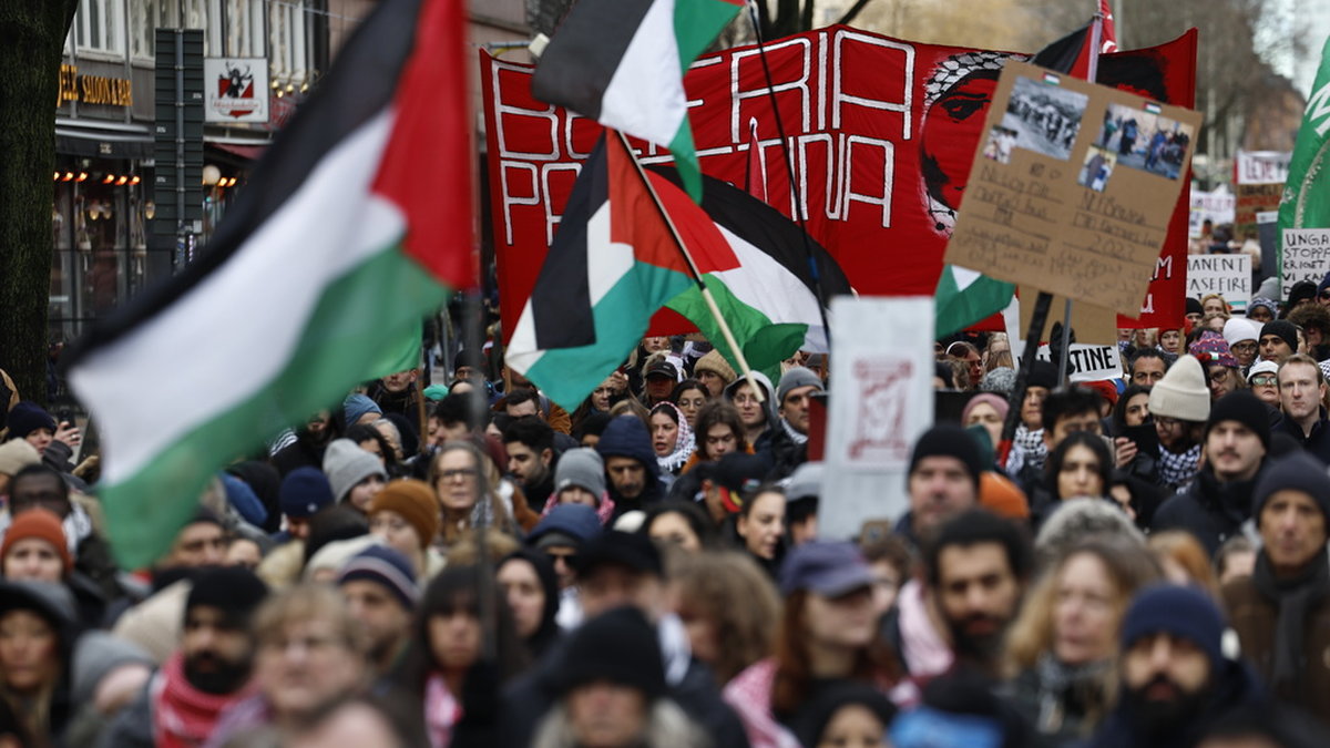 Demonstrationen arrangerades av Together for Palestine med krav om att utesluta Israel ur Eurovision.