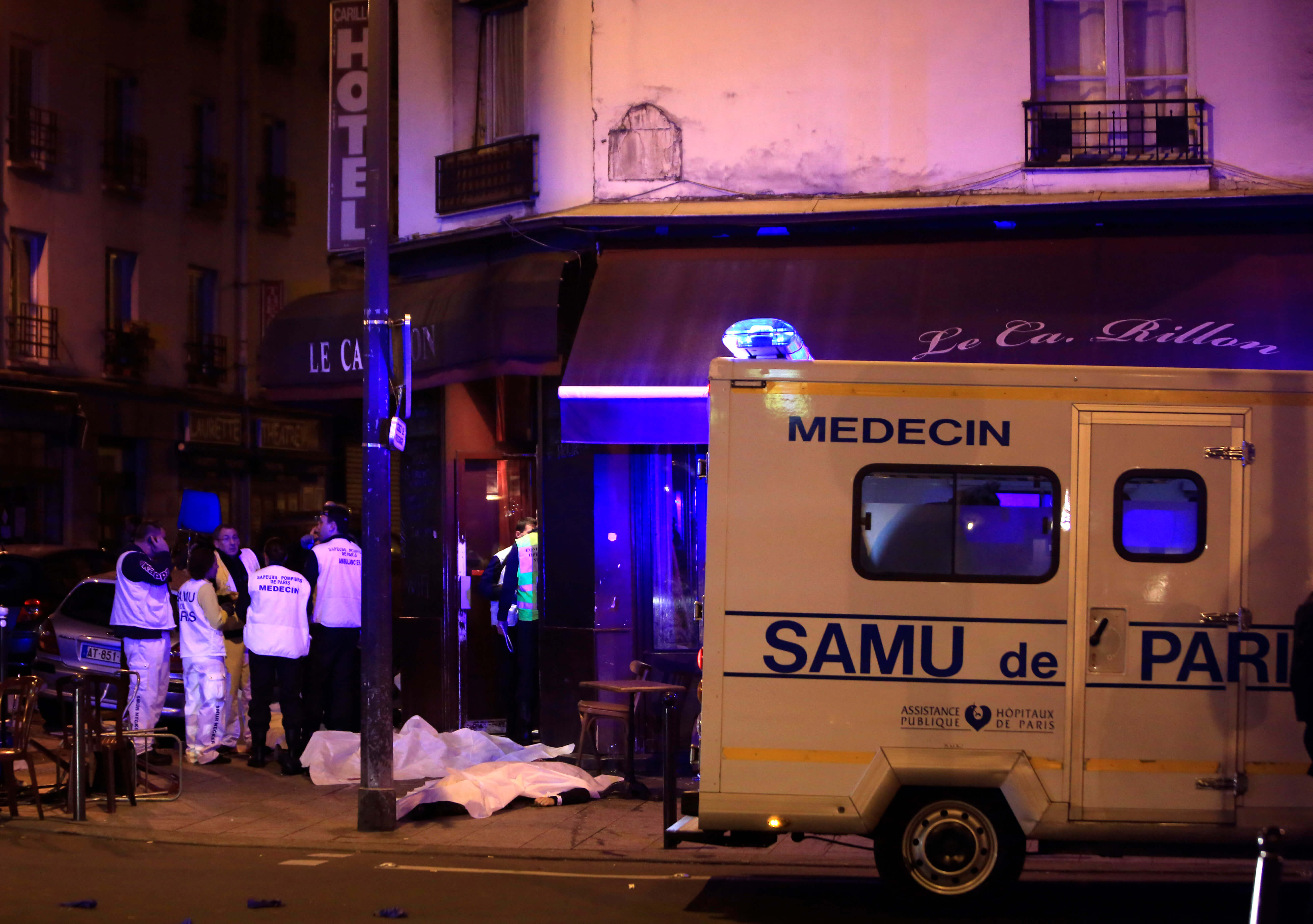 Bilder från attackerna i Paris Bilder från attackerna i Paris