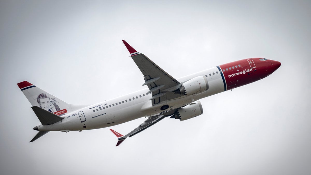 Tekniska problem på två flygplan – tvingas landa på Arlanda