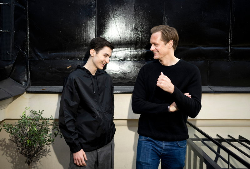 Gustav Lindh och Alexander Skarsgård spelar båda i 'The Northman' som snart har biopremiär.
