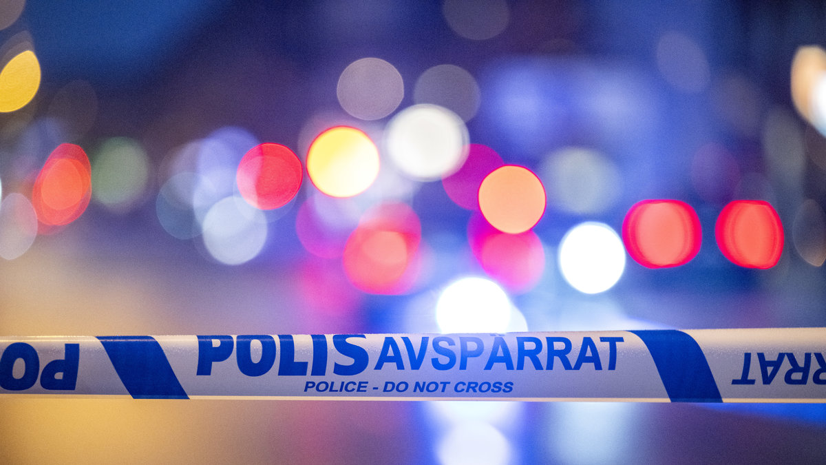 En man har skjutits till döds i Helsingborg. 