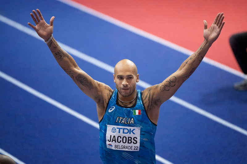 Lamont Marcell Jacobs efter guldet på 60 meter vid inomhus-VM i Belgrad. Arkivbild.