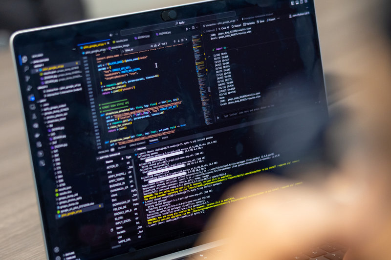 Mozilla, som ligger bakom webbläsaren Firefox, säger att de har använt Anthropics Mythos för att hitta 271 tidigare okända buggar i Firefox, enligt techsajten Wired. Genrebild.