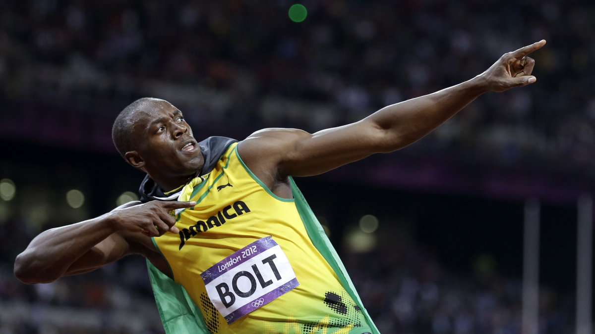 Usain Bolt tröstade amerikanen efter loppet och sa att han var "stolt över honom".