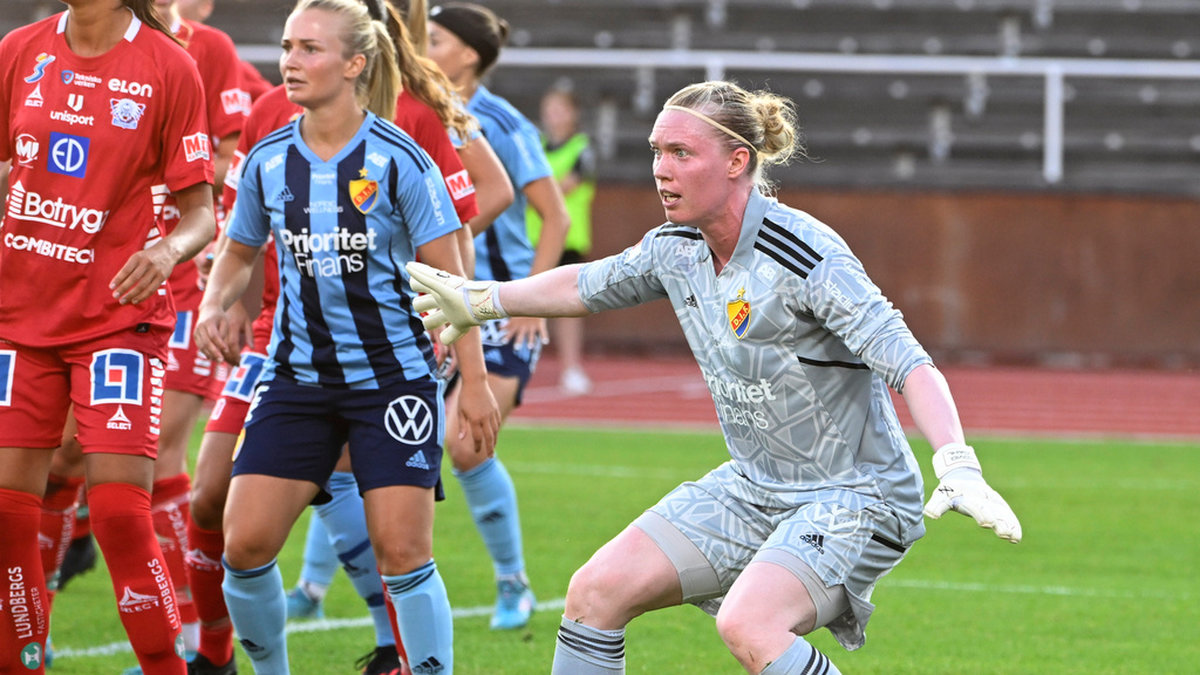 Hedvig Lindahl debuterade för Djurgården.