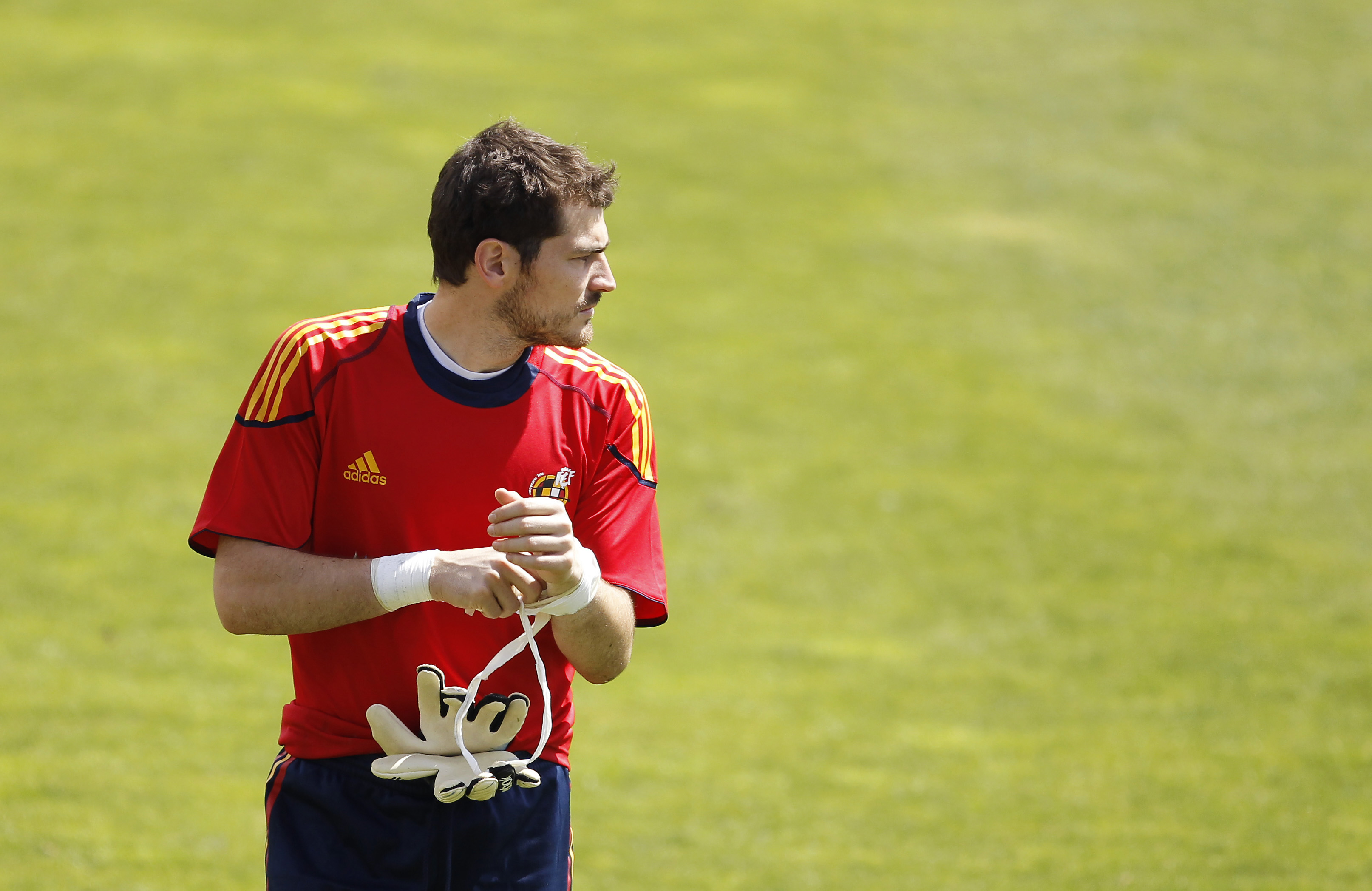 Spanien, VM i Sydafrika, Iker Casillas, Schweiz