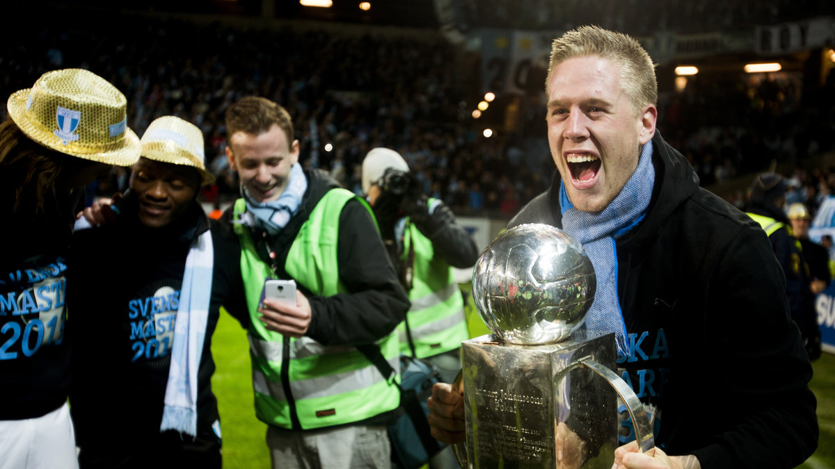22-åringen tog SM-guld med Malmö FF för drygt en månad sedan. 