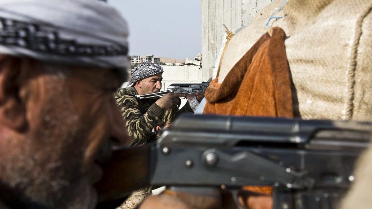 IS-krigare med skjutvapen 
