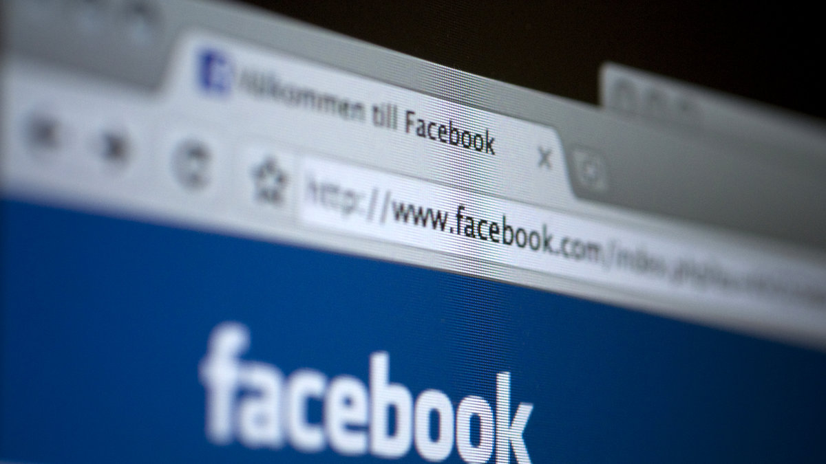 16-åringen valde att hämnas på att 13-åringen spridit rykten om henne på Facebook.