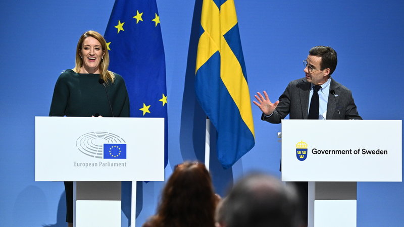 Metsola och Kristersson höll en pressträff efter besöket.