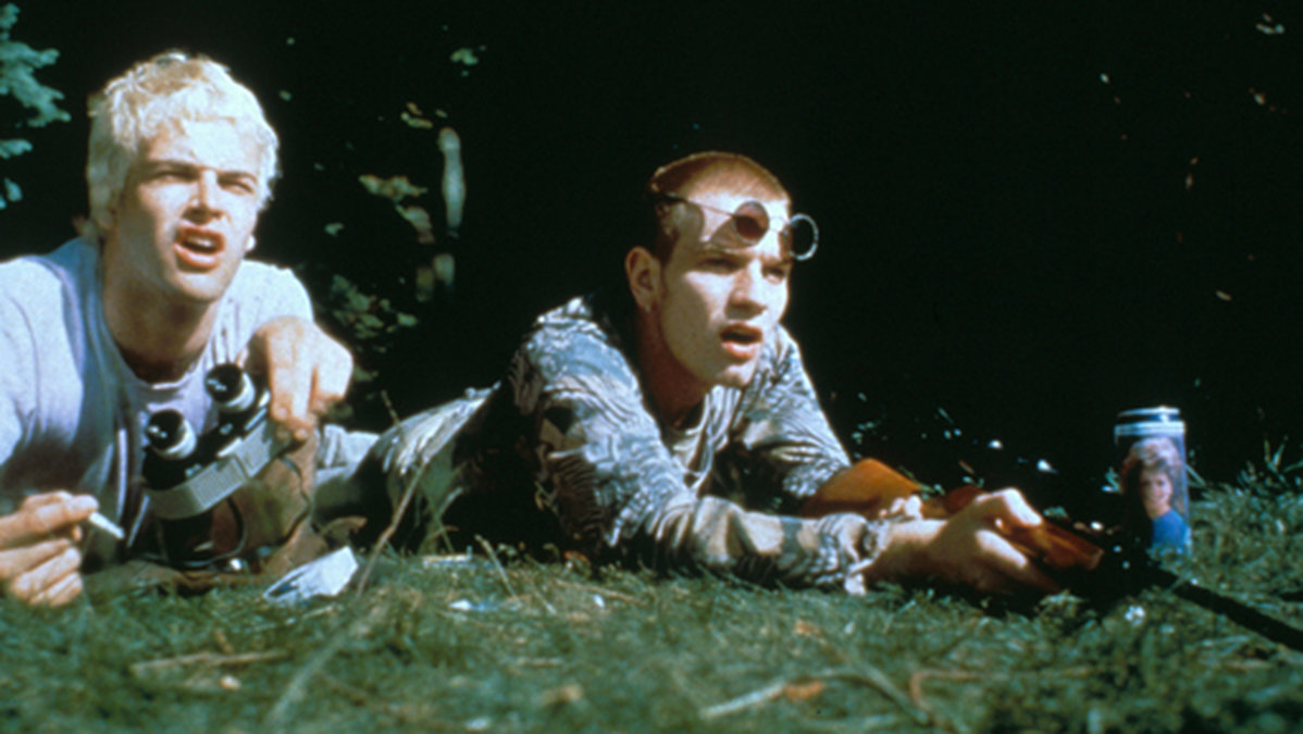 Så här såg det ut när Renton (Ewan McGregor) och Sick Boy (Johnny Lee Miller) lattjade i parken i Trainspotting år 1996.