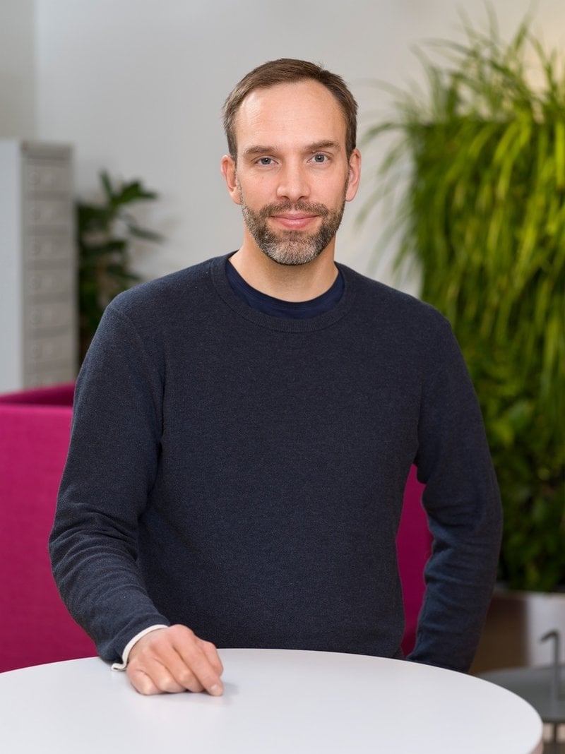 Tobias Lilja, forskare på Statens veterinärmedicinska anstalt. Pressbild.