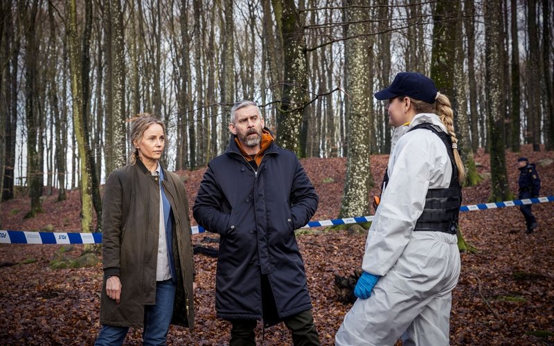 Sofia Helin och Håkan Bengtsson spelar poliser i "Sanningen".