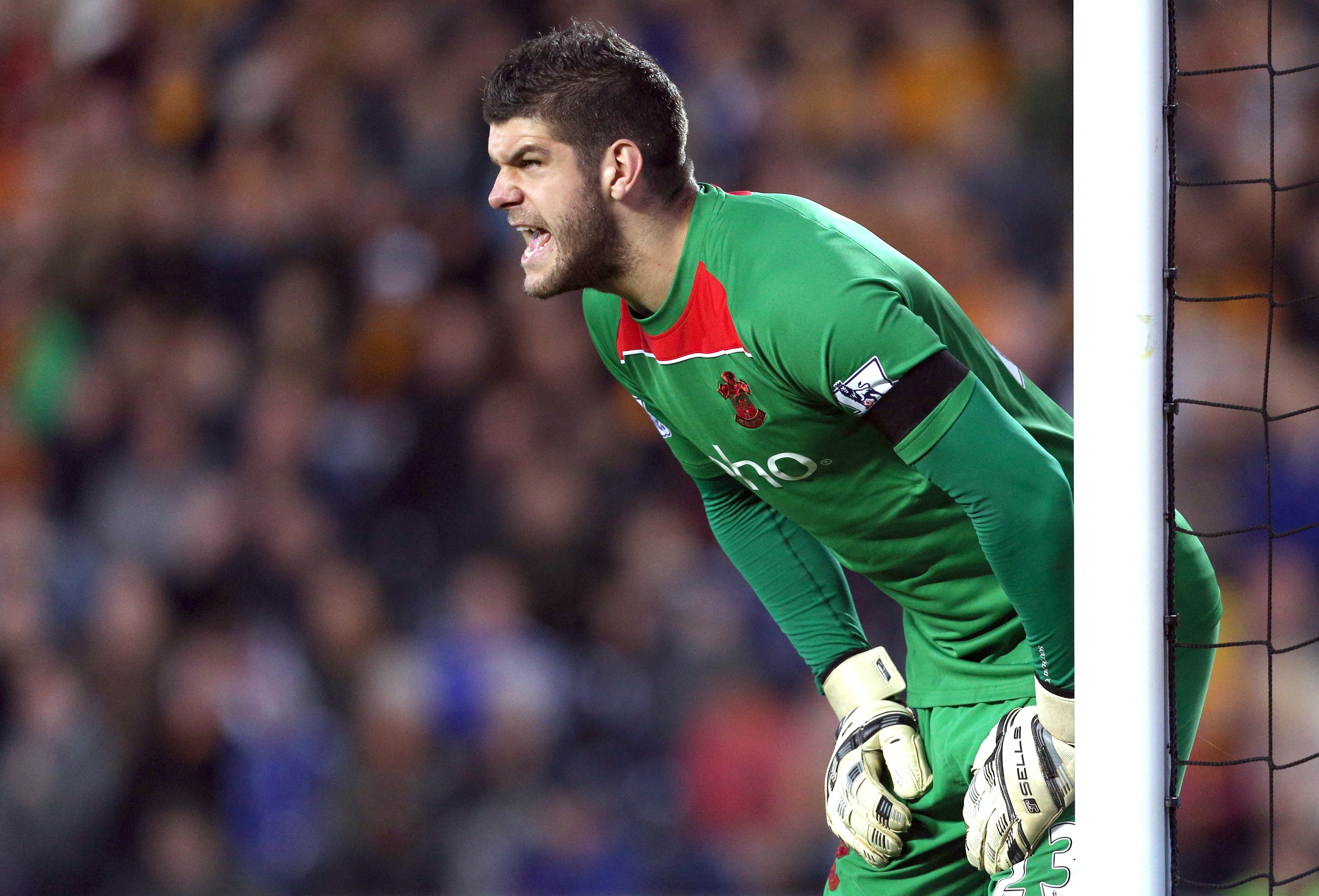 I mål: Fraser Forster, Southampton. I mål: Fraser Forster, Southampton.