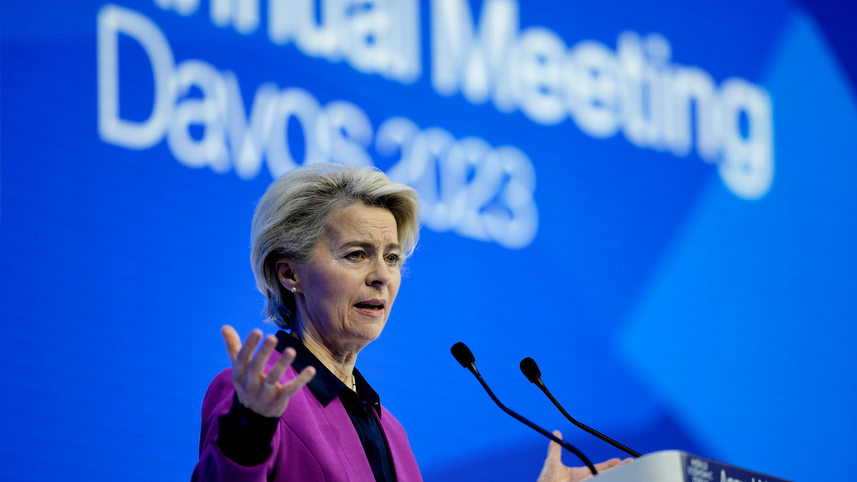 EU-kommissionens ordförande Ursula von der Leyen talar inför Världsekonomiskt forum (WEF) i Davos den 17 januari. Arkivbild.