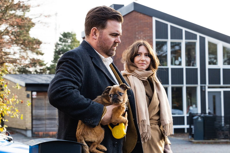 Mattias Nordkvist vantrivs i villaidyllen i 'Vi i villa'. Pressbild.