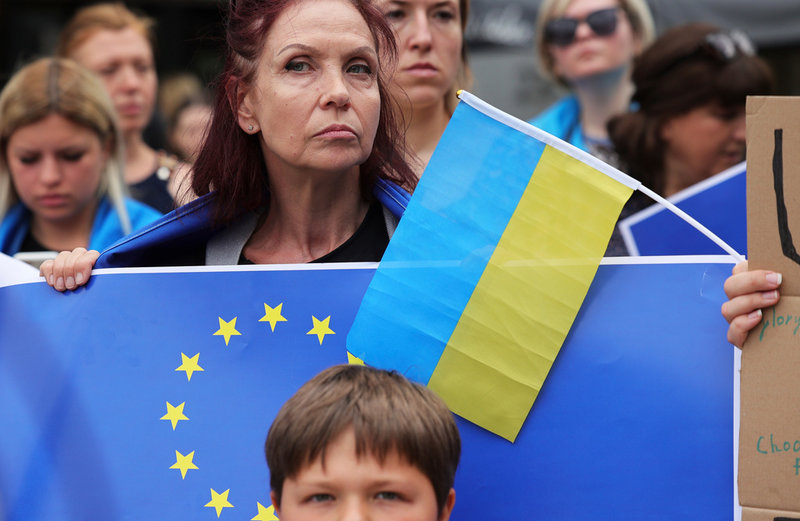 Västländernas finansiella och militära stöd till Ukraina har minskat kraftigt under de senaste månaderna, visar en kartläggning.