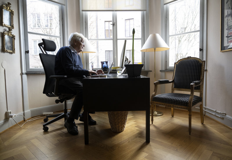 Författaren och före detta diplomaten Jan Mårtenson. Foto: Fredrik Sandberg/TT