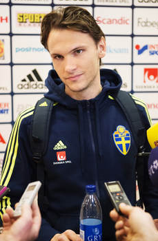 Albin Ekdal: 42 miljoner kronor. Albin Ekdal: 42 miljoner kronor.