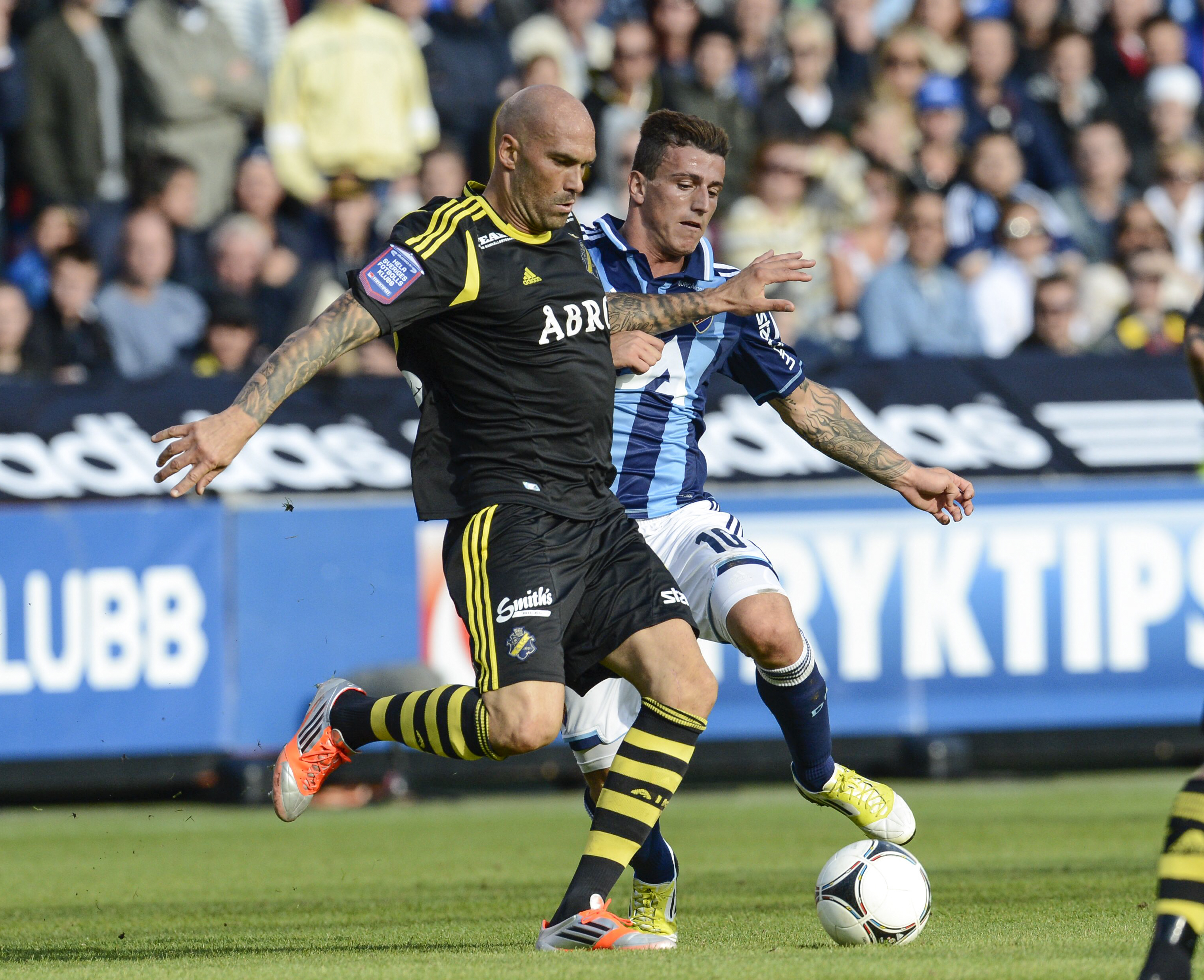 24-åringen tycker att DIF la för stor fokus på derbyt mot AIK.