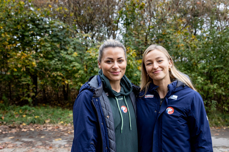 Handbollsspelarna Nora Mørk och Stine Oftedal tycker att Spanien kunde skött matchen bättre.