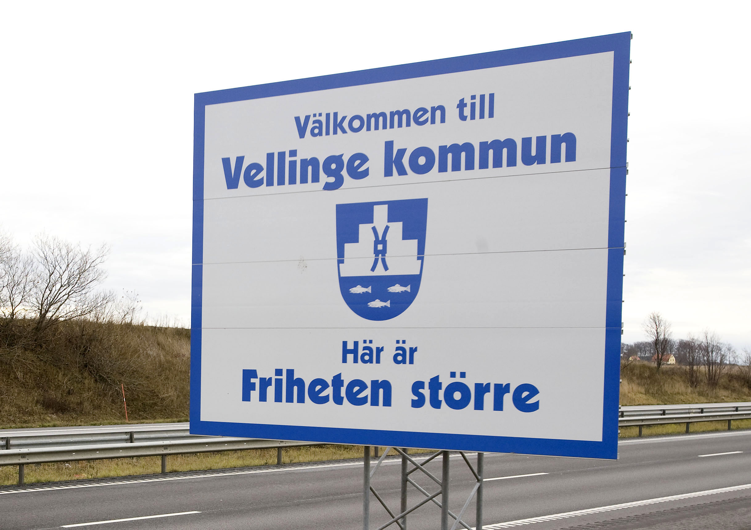 År 2009 protesterade Moderaterna i Vellinge vilt när de försökte stoppa ett transitboende i kommunen.