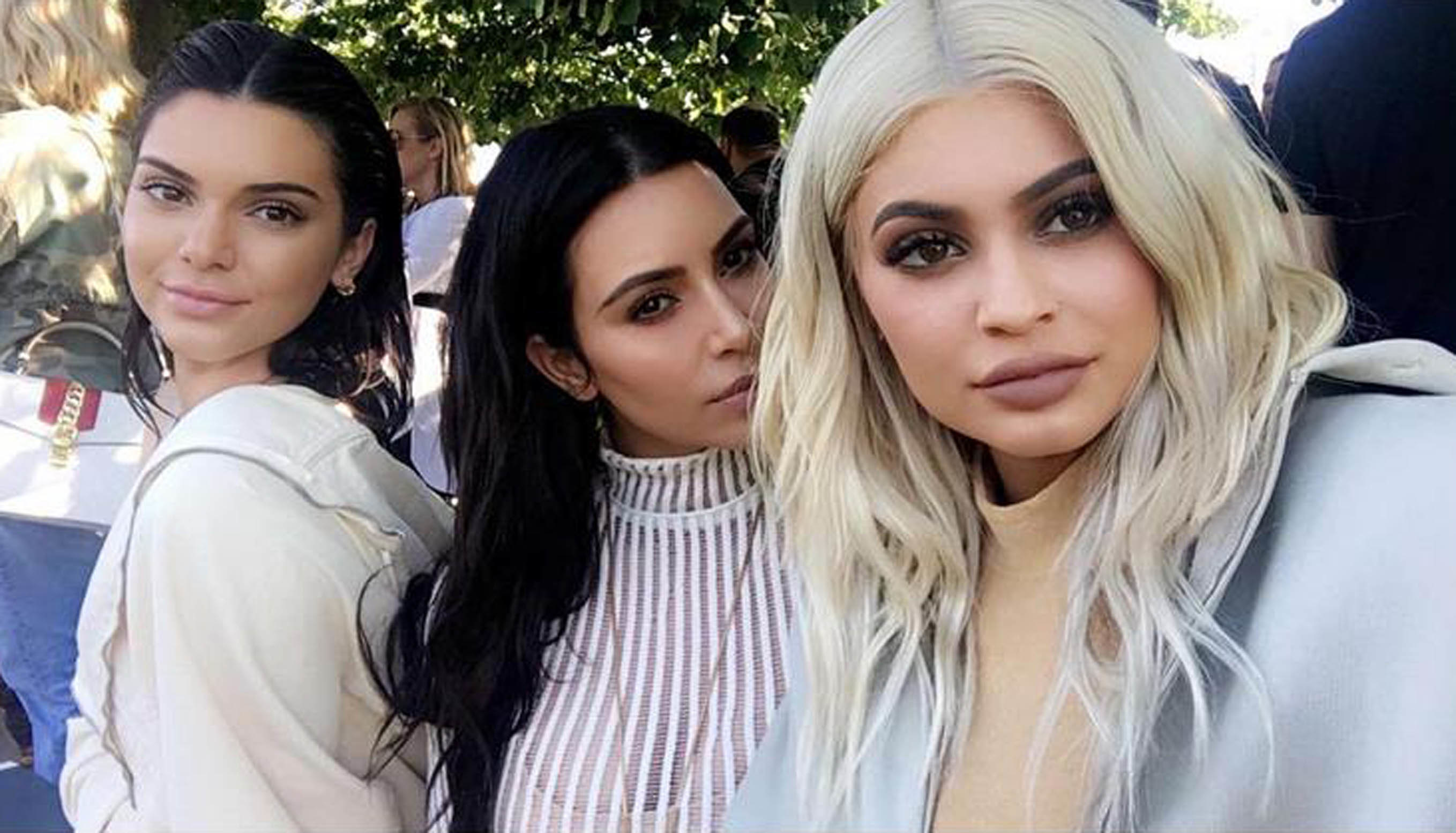 Kendall Jenner, Kim Kardashian och Kylie Jenner. Kendall Jenner, Kim Kardashian och Kylie Jenner.