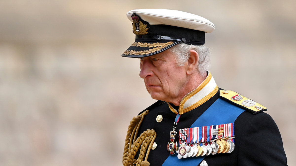 Kung Charles III vid drottningbegravningen förra veckan.