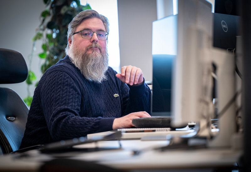 Peter Jonsson säger att han blev "skrämd" av sin egen reaktion när han ställdes inför benämningen spelberoende. "Den starka reaktionen kände jag igen från missbrukshistorik i släkten", säger han.