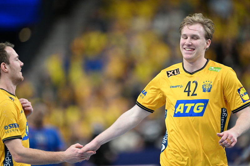 Eric Johansson jublar efter mål i matchen mot Kap Verde tidigare i VM.
